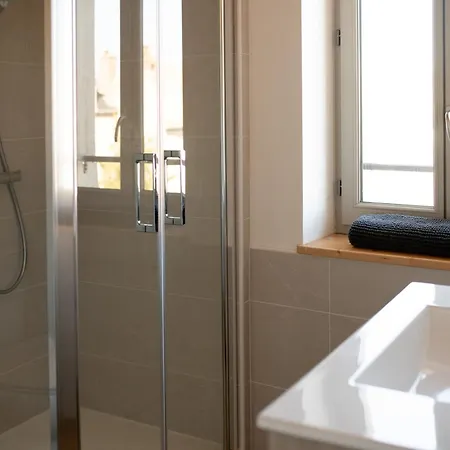 Duplex Leon - Bon Accueil Proche * 梅尔·莱斯·拜恩斯