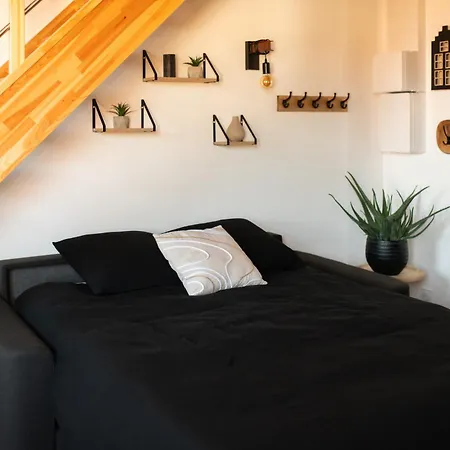 Duplex Léon - Bon Accueil Proche Appartement