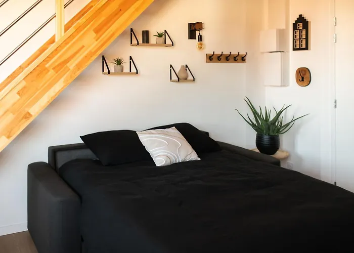 Duplex Léon - Bon Accueil Proche Appartement