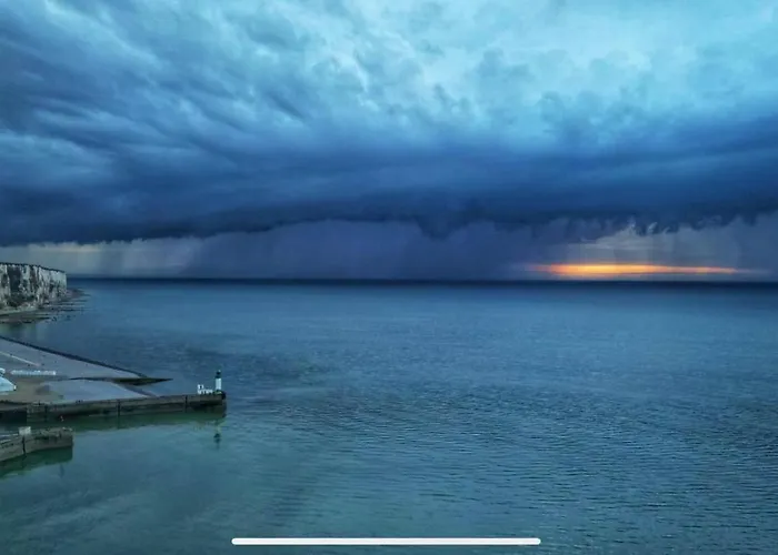 Duplex Léon - Bon Accueil Proche Appartement *